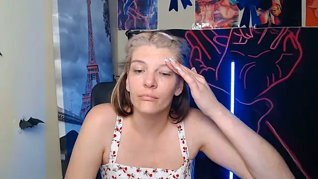 Snapshot of VanessaRey_ chatting on May 2026 03:34:01 AM VanessaRey online show from May 2026 03:34:01 AM