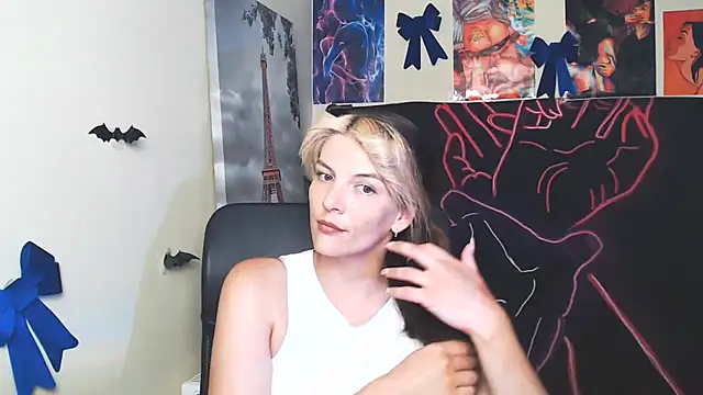 Snapshot of VanessaRey_ chatting on July 2026 06:30:02 AM VanessaRey online show from July 2026 06:30:02 AM