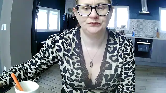 lady gloria69 online show from February 2026 08:43:01 AM