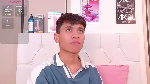 Ethan Westt online show from January 2026 08:24:02 PM