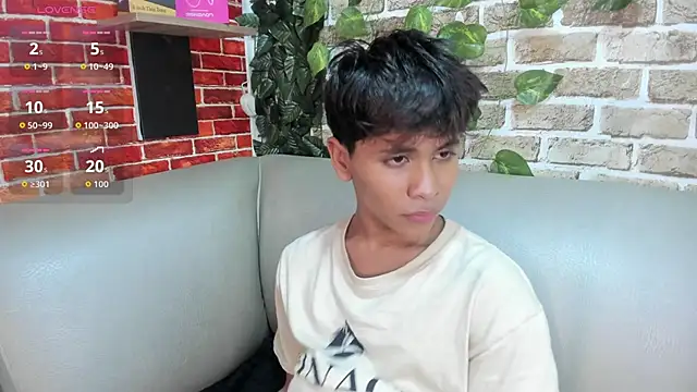 Ethan Westt online show from March 2026 09:31:01 PM