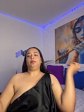 Snapshot of Deepika_padukoneNisha chatting on November 2025 04:55:01 PM Deepika padukoneNisha online show from November 2025 04:55:01 PM