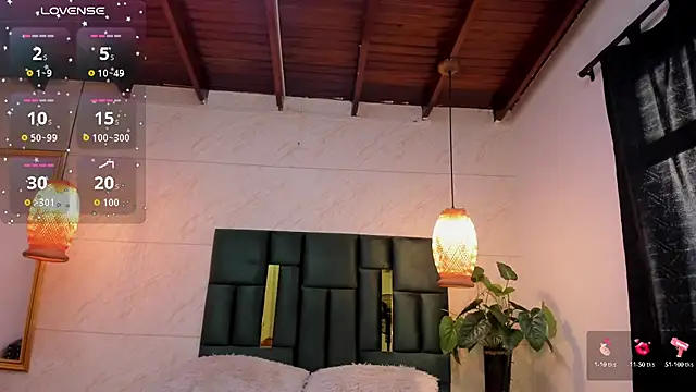 Danna williamss online show from October 2025 12:14:01 PM