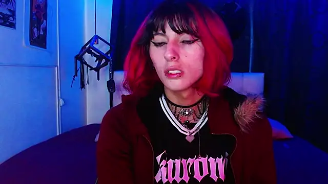 goth minerva online show from November 2025 01:22:01 PM