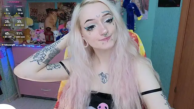 Manuela unicorn online show from November 2025 08:36:02 PM