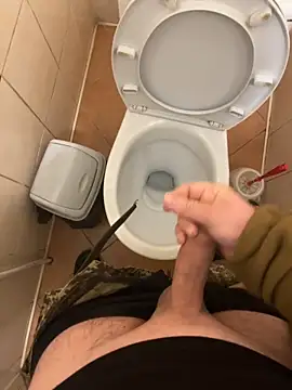 Snapshot of antonysside chatting on November 2025 08:33:02 PM antonysside online show from November 2025 08:33:02 PM