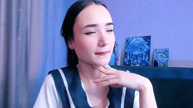 Lillllos online show from February 2026 07:01:01 AM