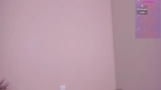 emmelieflorence online show from January 2026 05:44:01 AM