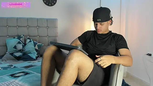 samxx muscle online show from September 2025 01:24:02 PM