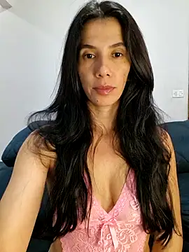 suzy20252 online show from November 2025 11:32:01 AM