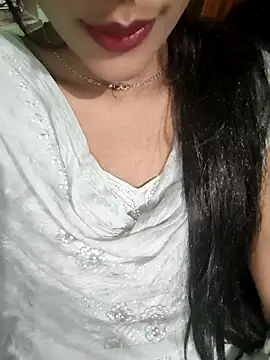 Eshwari Chopra online show from January 2026 04:06:02 AM