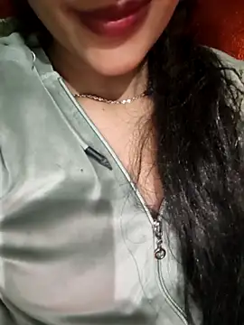 Eshwari Chopra online show from February 2026 07:19:02 PM