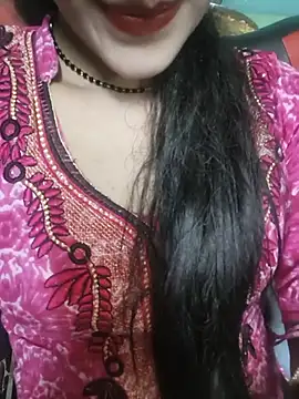 Snapshot of Eshwari_Chopra chatting on June 2026 04:28:02 PM Eshwari Chopra online show from June 2026 04:28:02 PM