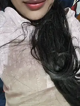 Snapshot of Eshwari_Chopra chatting on July 2026 03:36:01 PM Eshwari Chopra online show from July 2026 03:36:01 PM