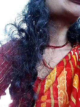 Eshna Dabral online show from December 2025 04:07:02 AM