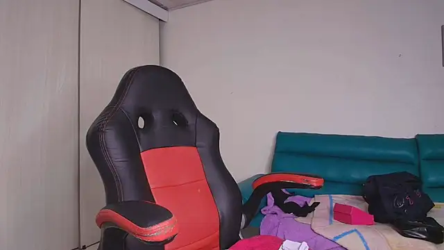 lovehotpink online show from November 2025 08:52:02 PM