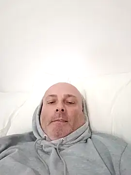 Alexis Bull online show from February 2026 03:06:01 PM