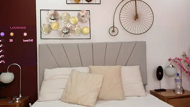 im eli1 online show from February 2026 07:10:01 PM