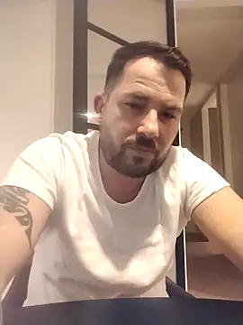 iunutmi online show from November 2025 06:34:02 PM