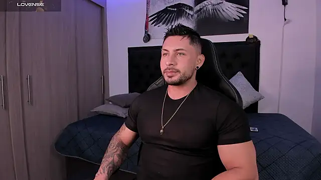 santi aesthetic online show from February 2026 12:07:01 AM