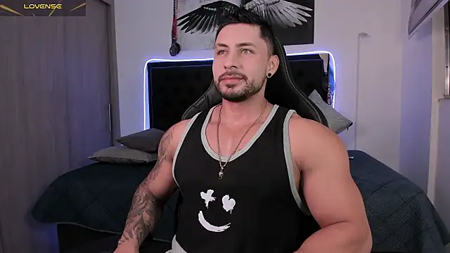 santi aesthetic online show from February 2026 01:06:02 AM