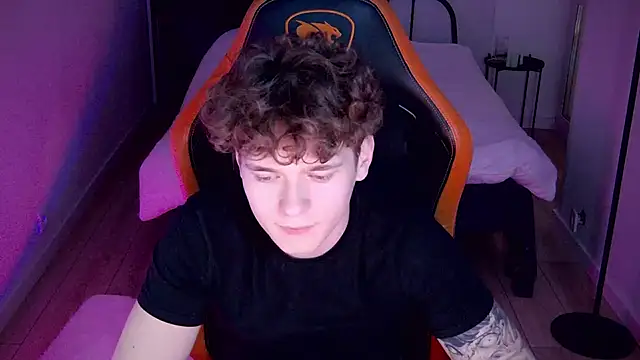 DanyDavis online show from September 2025 05:46:02 PM