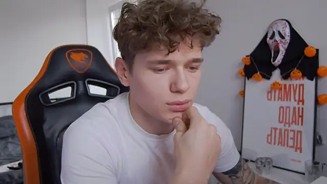 DanyDavis online show from October 2025 11:34:02 AM