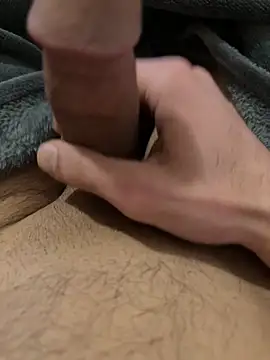 Mamio26 online show from November 2025 08:32:01 PM