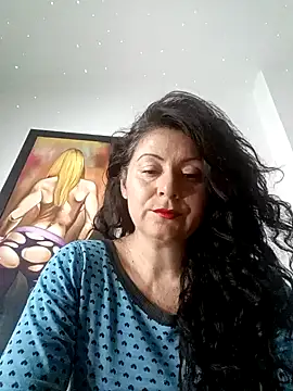 Snapshot of lunadicty chatting on December 2024 12:57:02 AM lunadicty online show from December 2024 12:57:02 AM