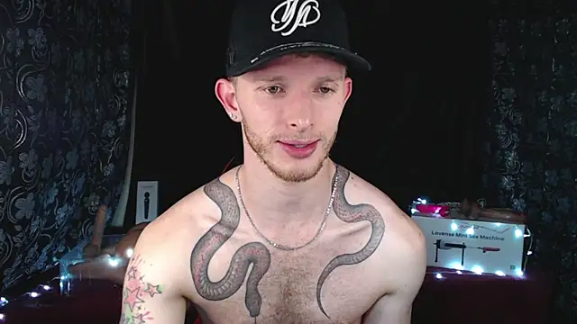 Snapshot of andrewxbi chatting on February 2026 11:32:02 PM andrewxbi online show from February 2026 11:32:02 PM