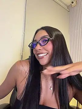Snapshot of ImAshley1 chatting on July 2026 06:18:01 AM ImAshley1 online show from July 2026 06:18:01 AM