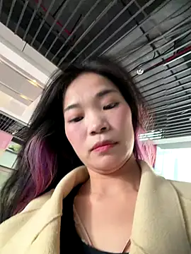 AiBanana online show from December 2025 07:25:02 AM