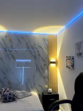 Kariina  69 online show from January 2026 01:52:02 AM