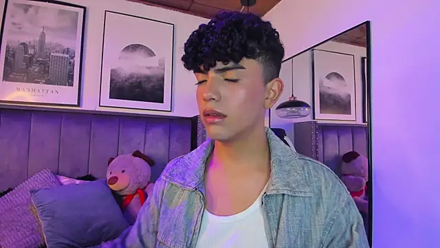 Niick Twink online show from October 2025 09:04:01 PM