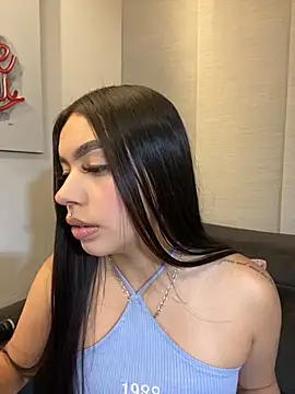 Cristina pinkk online show from November 2025 02:45:01 AM