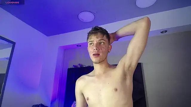 Robbin Blaze online show from March 2026 01:55:01 AM