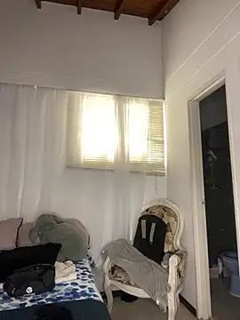 Mia  Gray online show from November 2025 05:49:01 PM