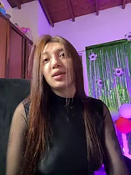 Snapshot of Mia__Gray chatting on June 2026 05:23:01 PM Mia Gray online show from June 2026 05:23:01 PM
