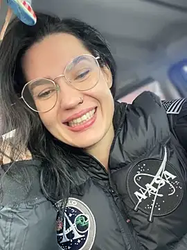 MeekyRich online show from November 2025 08:46:02 AM