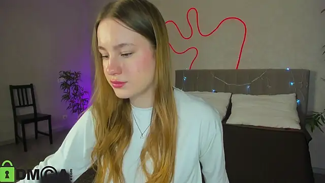 Candy Cansew online show from December 2025 01:02:01 AM