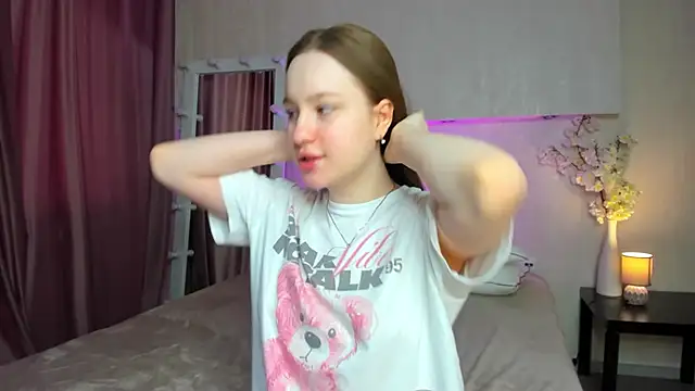 Candy Cansew online show from April 2026 01:10:02 AM