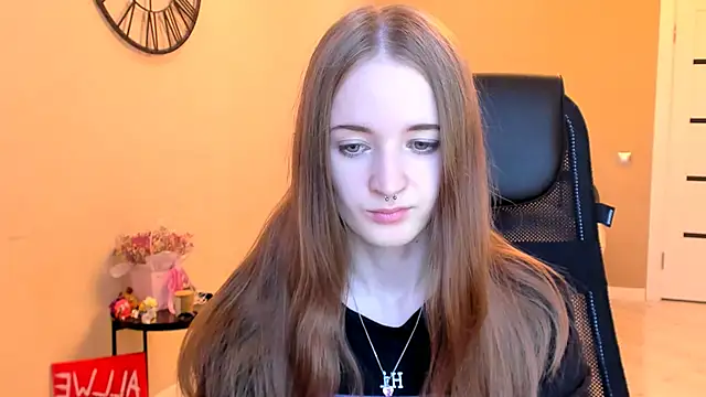 KateKayer online show from November 2025 11:41:01 AM