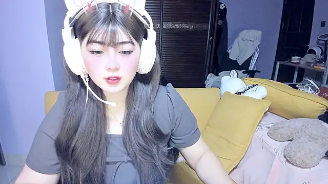 Snapshot of yuki3366 chatting on February 2026 01:20:01 PM yuki3366 online show from February 2026 01:20:01 PM