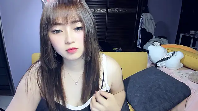 Snapshot of yuki3366 chatting on February 2026 01:40:01 PM yuki3366 online show from February 2026 01:40:01 PM