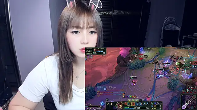 Snapshot of yuki3366 chatting on February 2026 03:42:02 PM yuki3366 online show from February 2026 03:42:02 PM