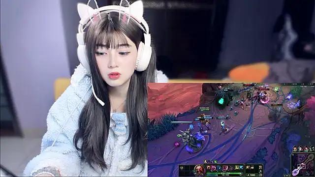 Snapshot of yuki3366 chatting on March 2026 07:43:01 AM yuki3366 online show from March 2026 07:43:01 AM