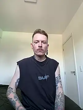 CrisBohn online show from March 2025 07:24:02 PM