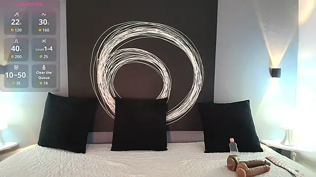 Shanyqueen online show from December 2025 01:04:02 AM