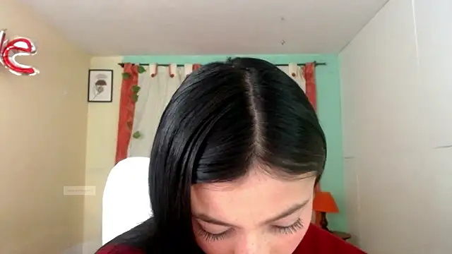 vale miel online show from December 2025 02:07:02 AM