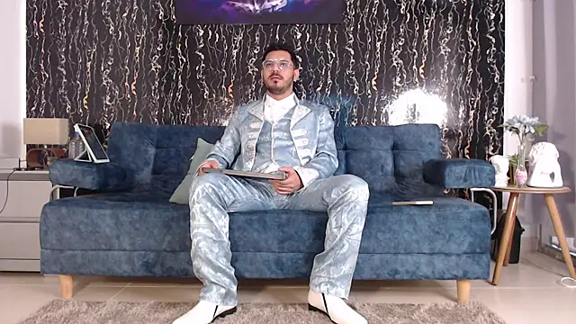 samuelcoopeer online show from November 2025 01:21:02 PM